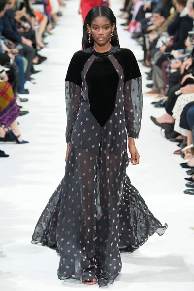 Look 37